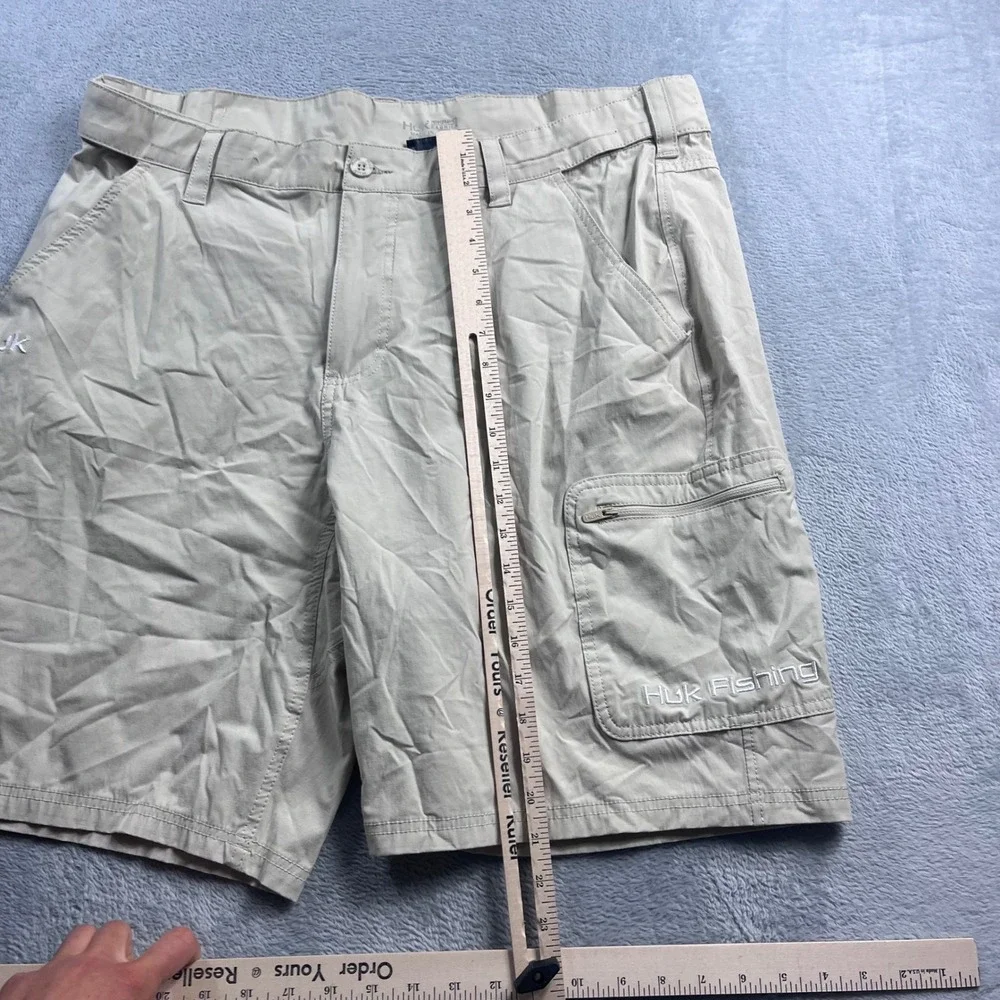 Huk Fishing Shorts Mens XXL Tan Khaki Performance Cargo Technical Hiking